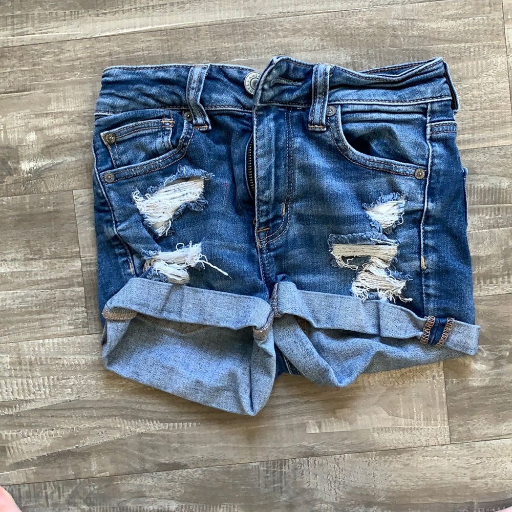 American Eagle shorts!